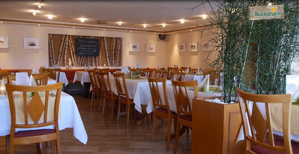 Hotel Und Landgasthof Zum Bockshahn Spessart エクステリア 写真