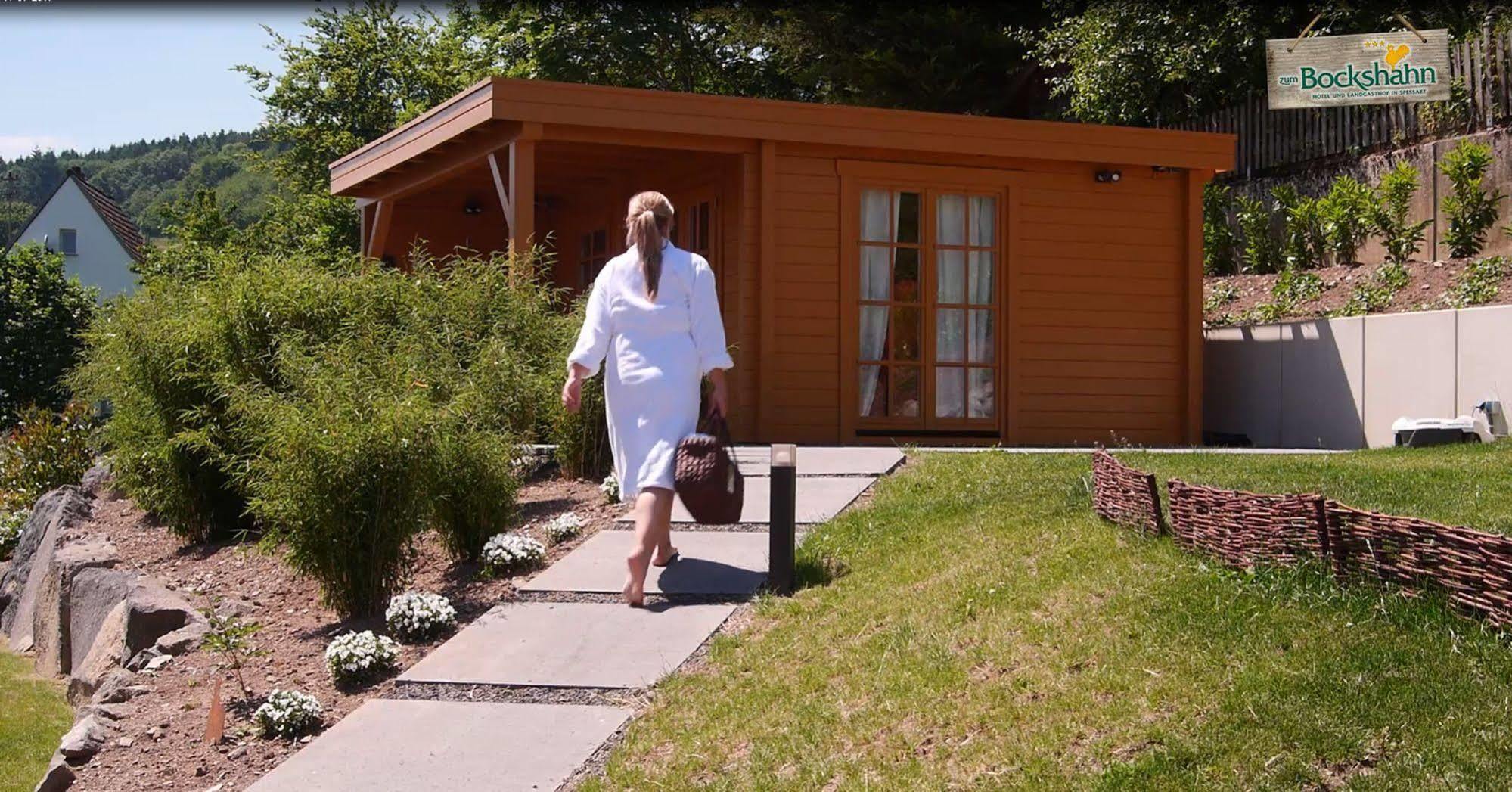 Hotel Und Landgasthof Zum Bockshahn Spessart エクステリア 写真